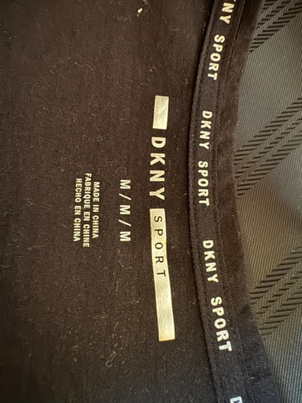 DKNY black top new size medium - Picture 4 of 4